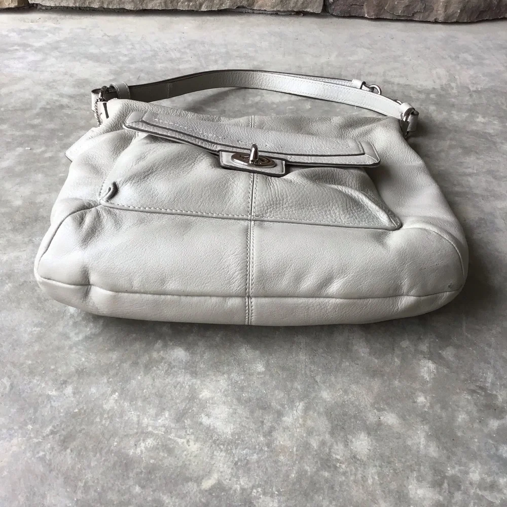 COACH Penelope Gray Pebble Leather Hobo Bag F19045 - Picture 4 of 8